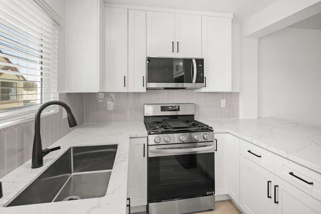 The Fletcher Apartments for Rent in La Mesa, CA - Kitchen