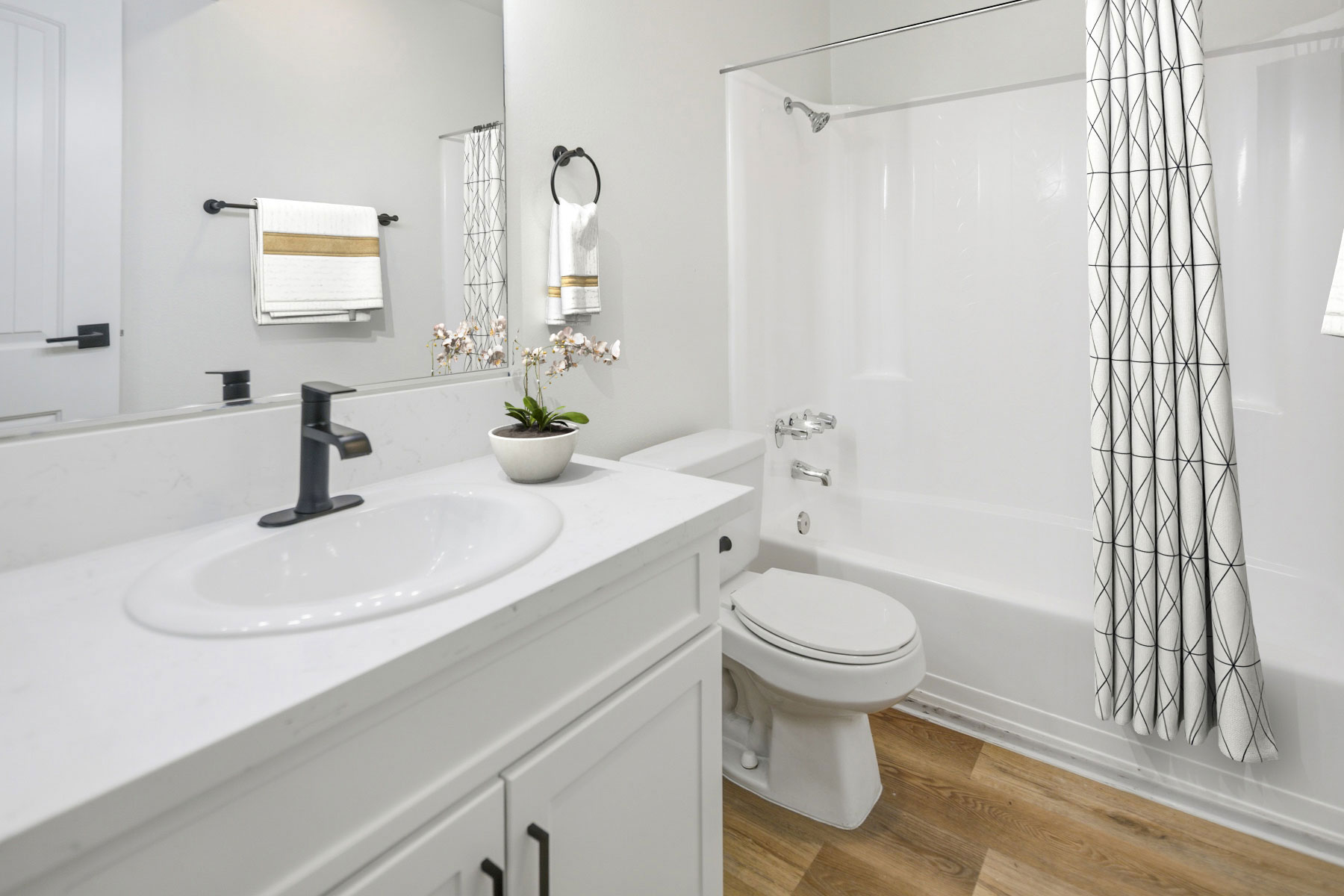 The Fletcher Apartments for Rent in La Mesa, CA - Bathroom